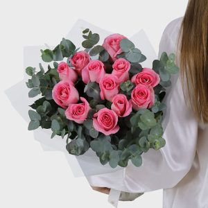 12 Pink Roses - Wow! Flowers