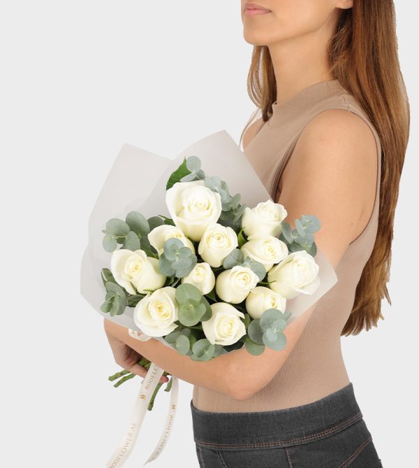 12 White Roses - Wow! Flowers