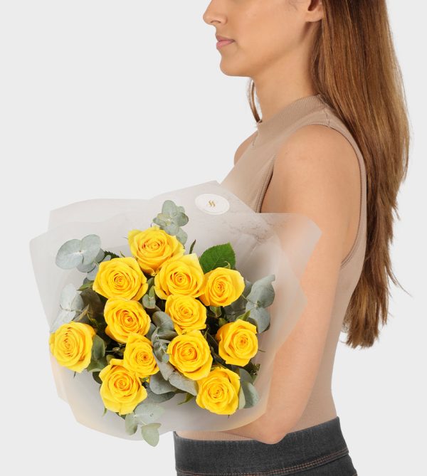 12 Yellow Roses - Wow! Flowers