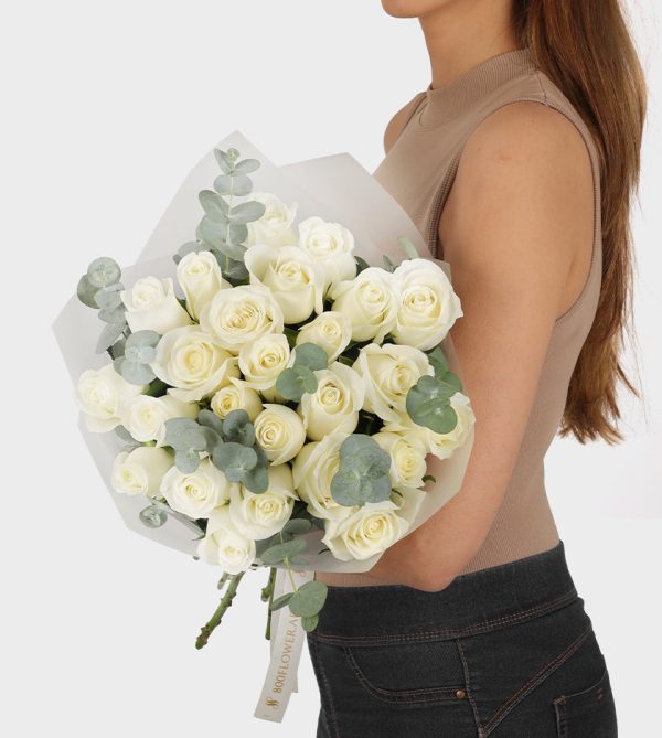 24 White Roses - Signature Flowers