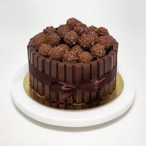 Ferrero Cake by Pastel Cakes - Original Cakes & Dessert Bars