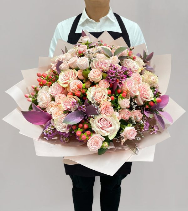 She&apos;s Empowering Bouquet - Original Flowers